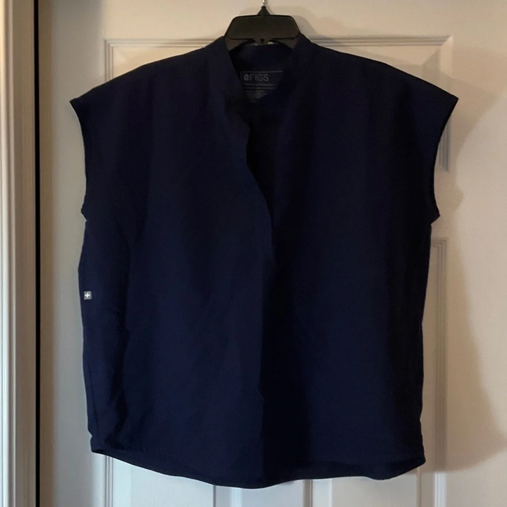 Figs Womens Scrub Top and Pants in Navy Blue with Gray Drawstring - Picture 7 of 7